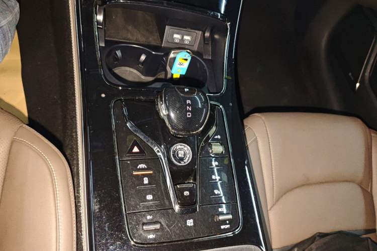 Used BYD Han 2020 DM Four-Wheel Drive Performance Edition Luxury Model
