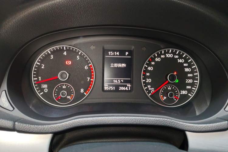 Used Volkswagen Passat 2014 1.8TSI DSG Prestige Edition Instrument Cluster