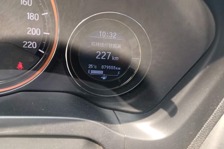 Used Honda XR-V 2015 1.8L VTi CVT Luxury Edition Odometer Close Up