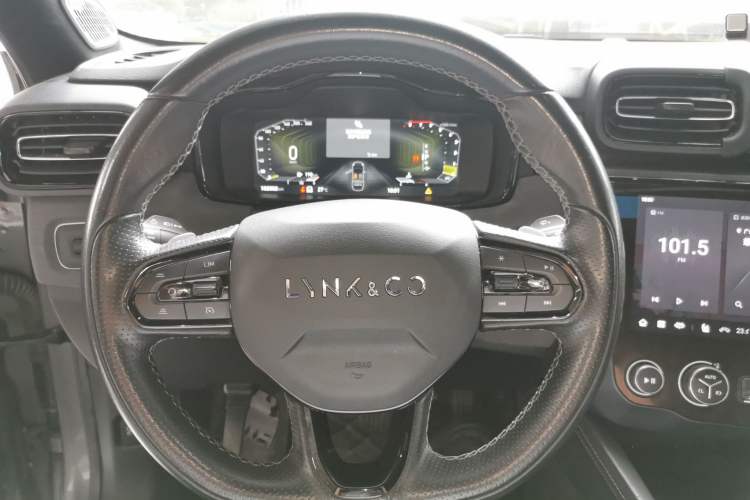 Used Lynk & Co 03 2022 2.0TD DCT JingPro Steering Wheel