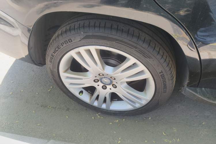 Used Mercedes-Benz GLK-Class 2015 GLK 260 4MATIC Dynamic Edition Ultimate Version Right Rear Wheel Hub