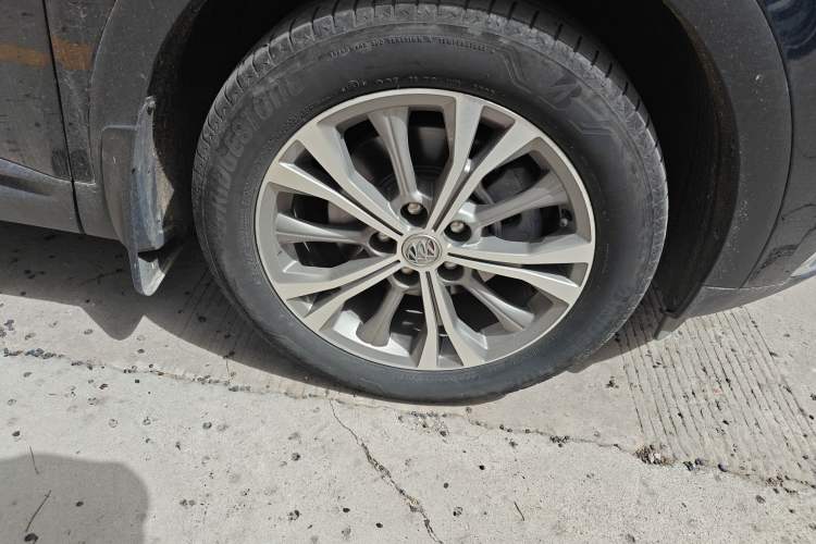 Used Buick Envision 2022 Encore Plus 652T Five-Seat Luxury Model