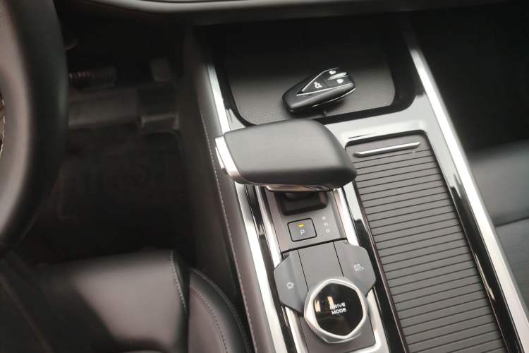 Used CHANGAN NEVO Q05 2024 All-New Flavorful Edition 125 Flagship Model - CATL Gear Lever