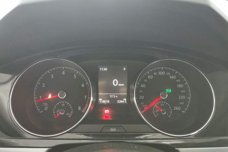 Used Volkswagen Lamando 2015 280TSI DSG Comfort Edition Instrument Cluster