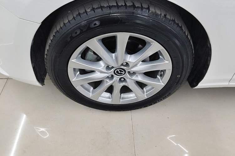 Used Mazda Atenza 2018 2.0L Blue Sky Luxury Edition China VI Standard
