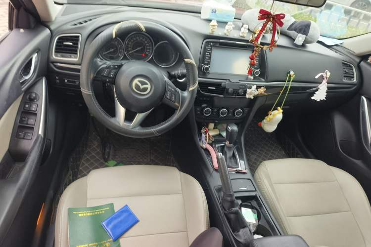 Used Mazda Atenza 2014 2.0L Blue Sky Fashion Edition