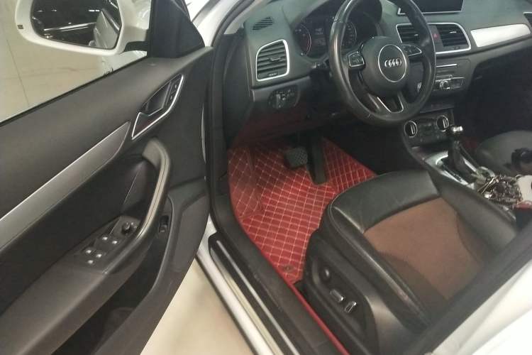 Used Audi Q3 2018 30th Anniversary Edition 35 TFSI Fashion Model Driver Seat