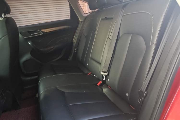 Used Roewe i6 2018 20T Automatic Internet ZhiZun Edition