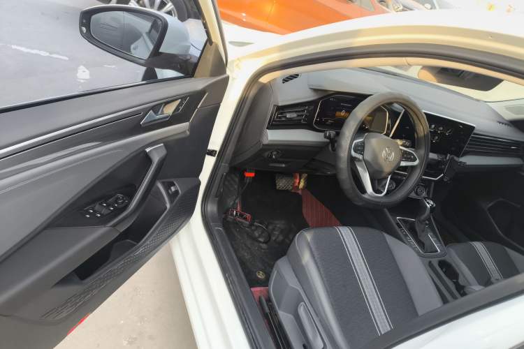 Used Volkswagen Sagitar 2025 200TSI DSG Flyover Edition