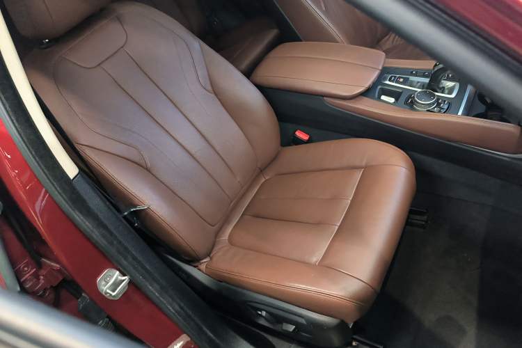 Used BMW X6 2015 xDrive35i Leading Model
