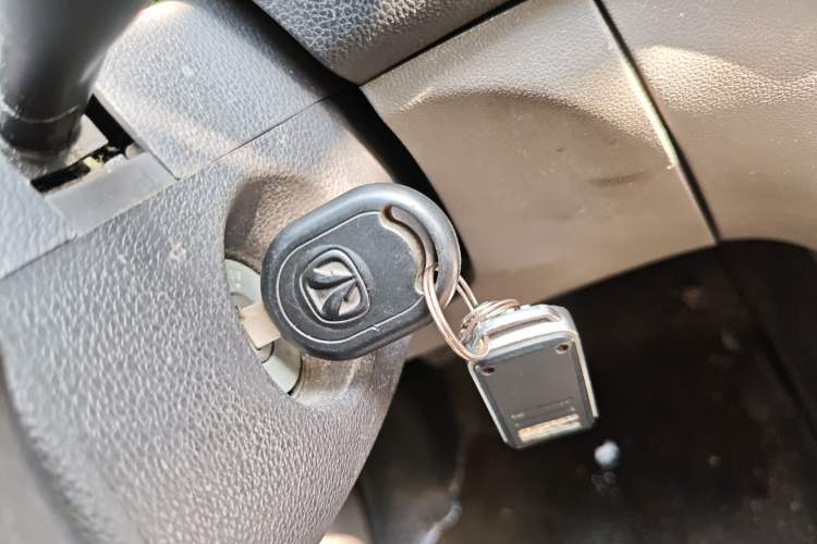 Used BAIC Weiwang M20 2014 1.5L Basic Version DAM15DL Vehicle Key