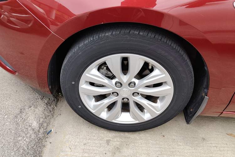 Used Buick GT 2021 Exemplar 1.5L Automatic Elite Version Left Front Wheel Hub