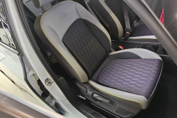 Used Volkswagen ID.3 2022 Pro Smart Edition Right Front Seat