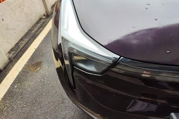 Used NETA U 2022 Zhi400 Pro Ternary Lithium
