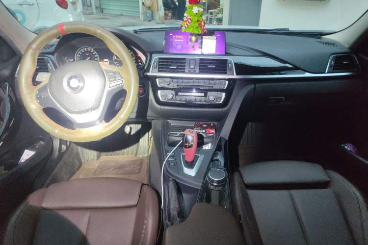 Used BMW 3 Series 2019 320Li Fashion Model
