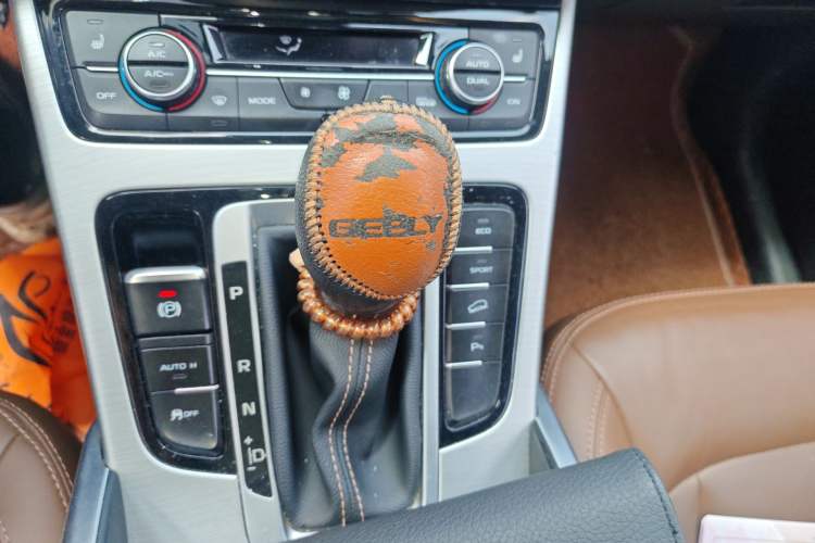 Used Geely Auto Emgrand X7 Sport 2016 1.8TD Automatic ZhiZun Version Gear Lever