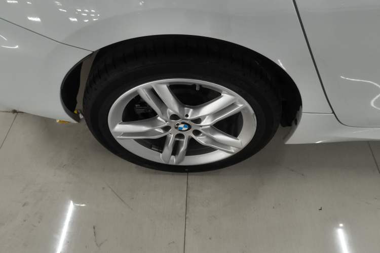 Used BMW 1 Series 2023 120i M Sport Night Edition Exterior 5