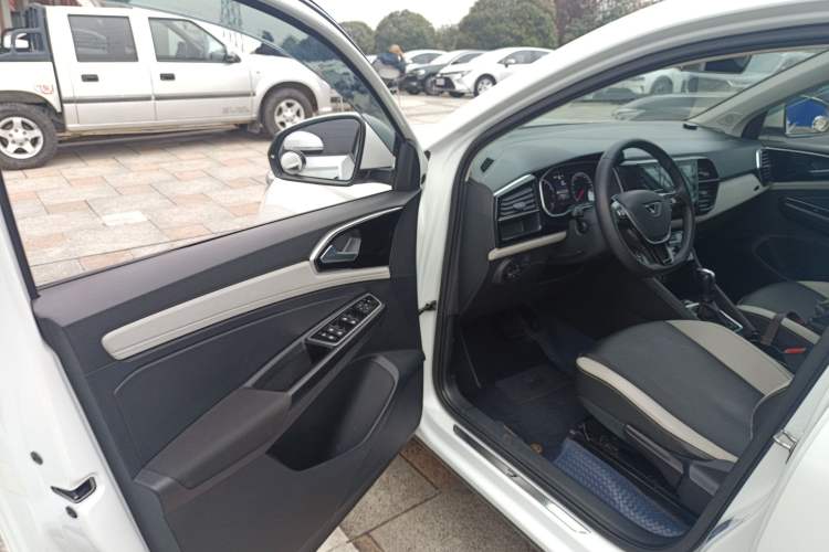 Used Jetta VS5 2023 280TSI Automatic Trend Edition