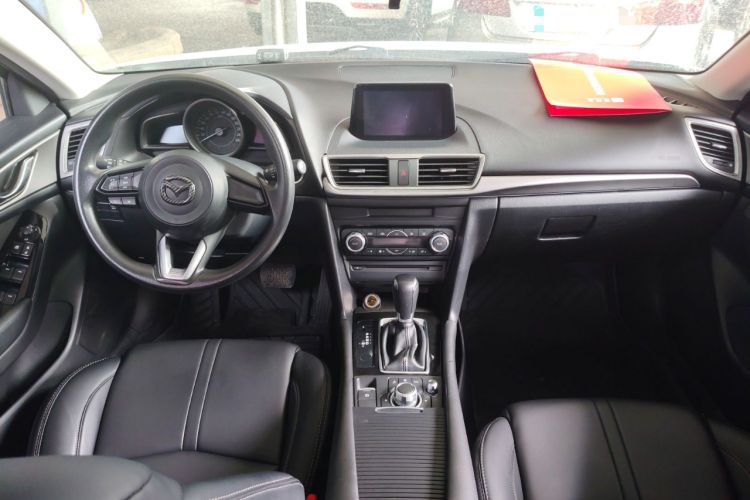 Used Mazda 3 Axela 2017 Sedan 1.5L Automatic Luxury Model Emission Standard China V
