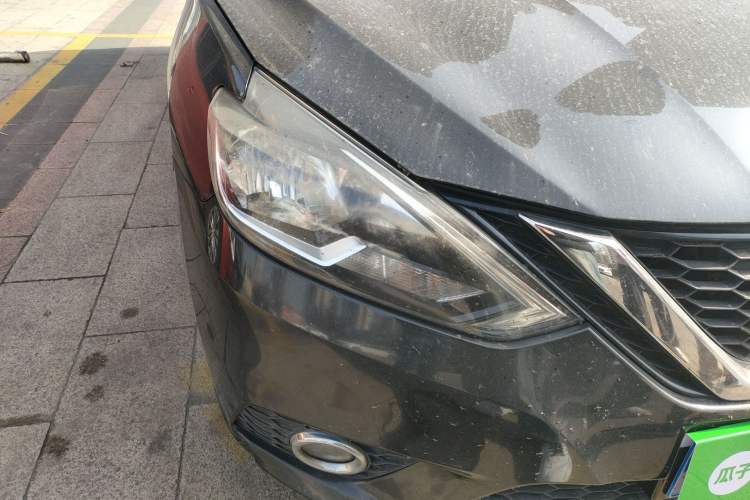 Used Nissan Sylphy 2016 1.6 XL CVT Deluxe Edition Right Front Headlight