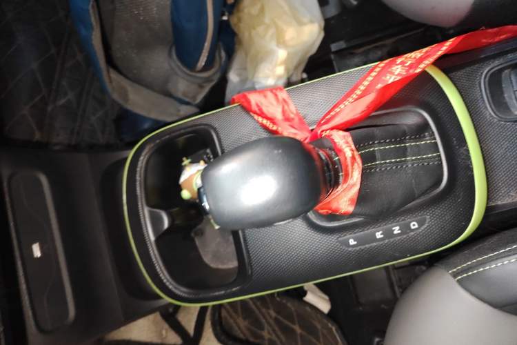 Used Roewe Clever 2021 302 km New Four-Seater Super-Efficient Version