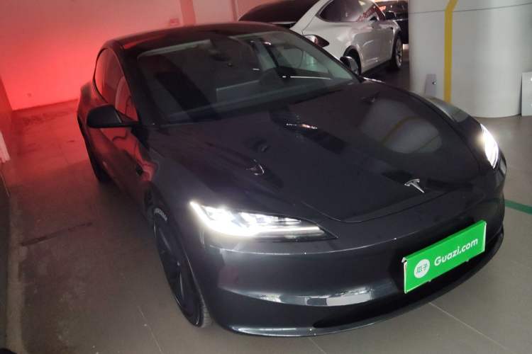 Used Tesla Model 3 2025 Rear-Wheel-Drive Version