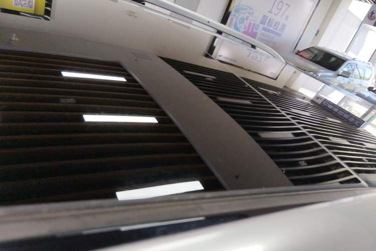 Used Porsche Cayenne 2014 Cayenne Platinum Edition 3.0T Roof