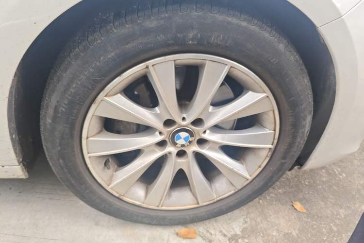 Used BMW 5 Series GT 2014 528i Leading Model