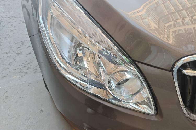 Used Buick GL8 2018 28T Luxury Model China VI Standard
