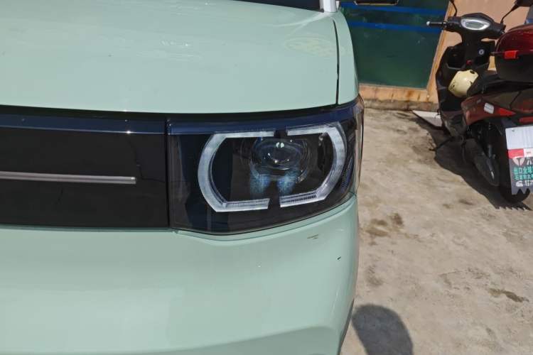 Used Wuling Hongguang MINIEV 2021 Macaron Premium Model – Lithium Iron Phosphate
