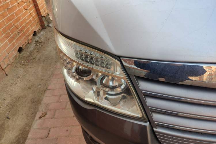 Used Golden Dragon Hiace 