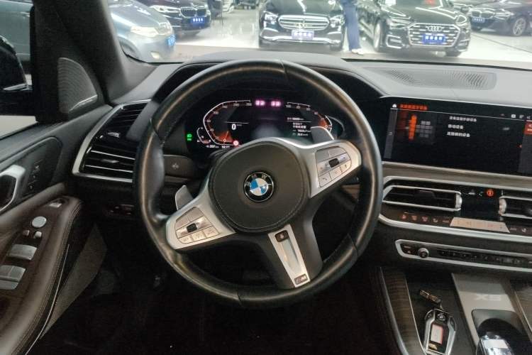 Used BMW X5 2022 Restyled xDrive 40Li Luxury Edition M Sport Package