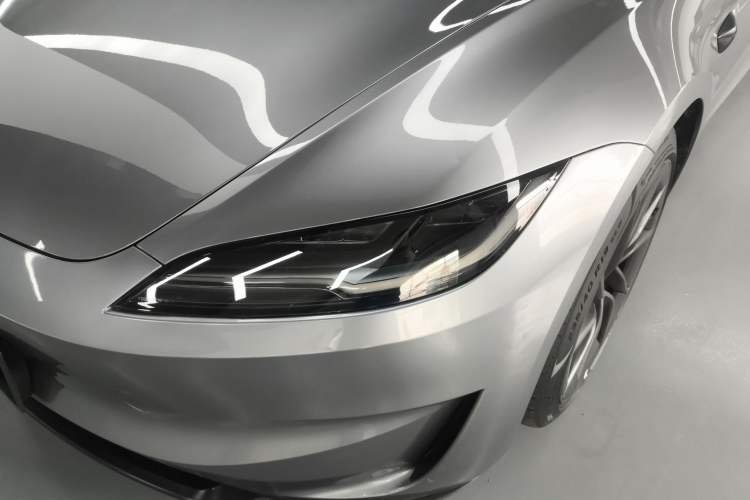 Used Tesla Model 3 2024 High-Performance All-Wheel-Drive Version