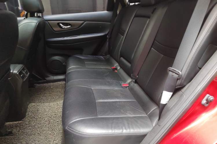 Used Nissan X-Trail 2014 2.0L CVT Comfort Edition 2WD

