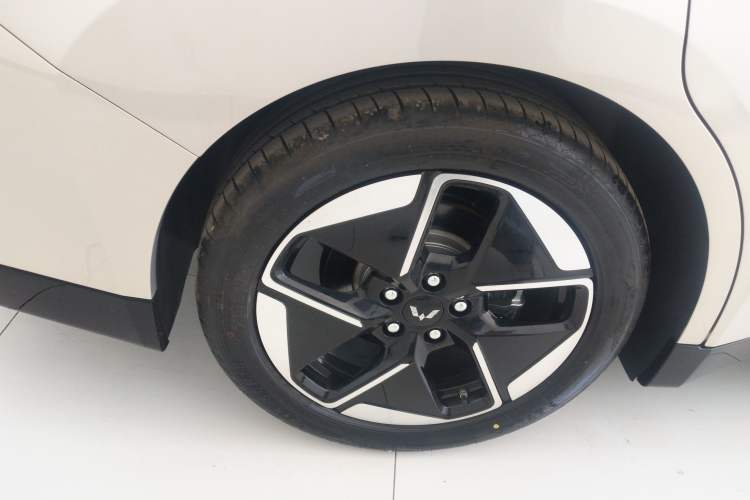 Used Wuling Xingguang 2024 Co-Creation Edition 510 Advanced Model