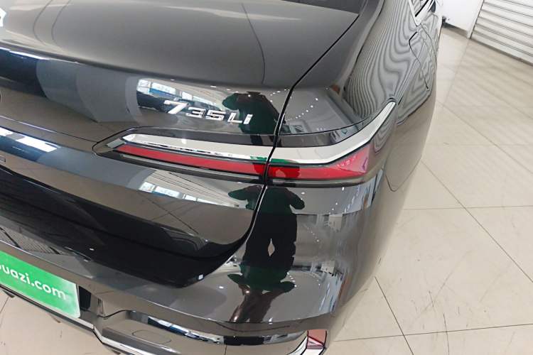 Used BMW 7 Series 2023 735Li M Sport Package