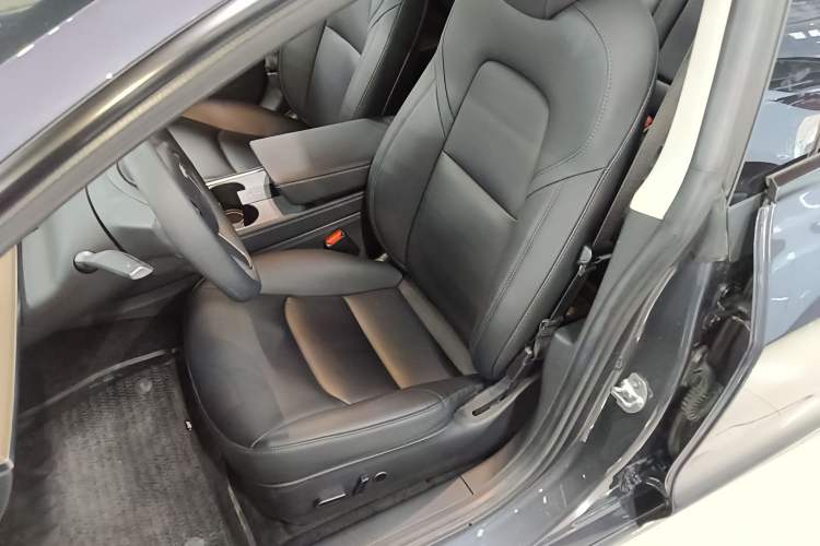 Used Tesla Model 3 2021 Revised Version II – Performance High-Performance All-Wheel-Drive Edition