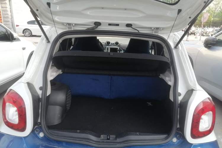 Used smart forfour 2016 0.9T 66 kW Ultimate Edition Trunk