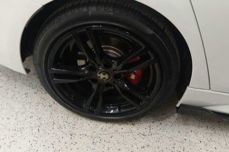 Used BMW 3 Series 2019 320Li M Sport Night Edition Right Rear Wheel Hub