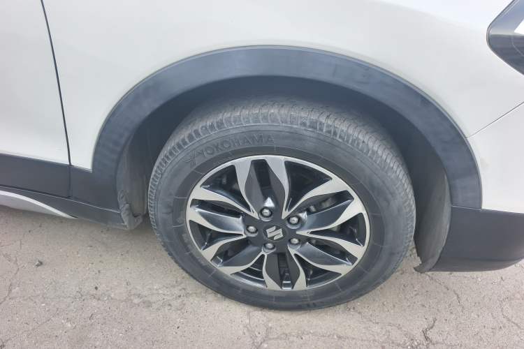 Used Suzuki Vitara S-Cross 2017 1.6L CVT Two-Wheel Drive Urban Advanced Model
