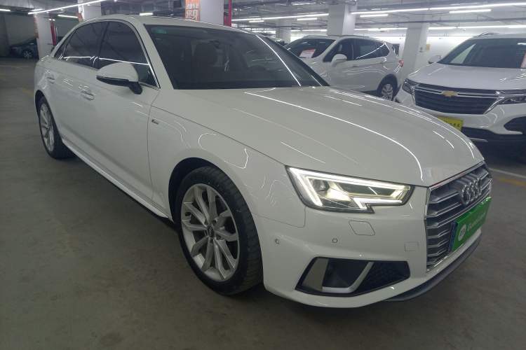 Used Audi A4L 2019 40 TFSI Fashion Version China V