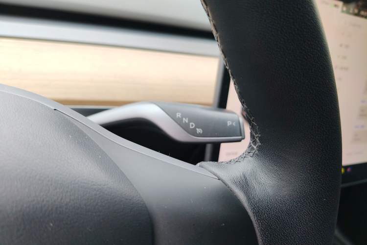 Used Tesla Model Y 2022 Rear-Wheel-Drive Version
