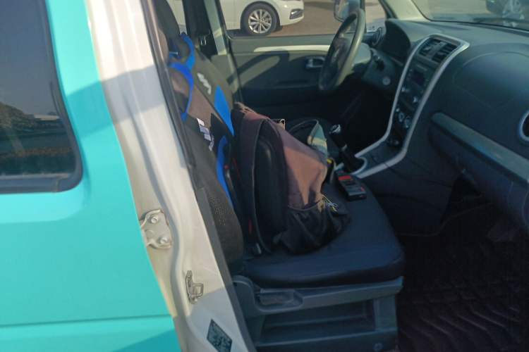 Used Suzuki Wagon R 2015 1.4L Manual All-Around Upgrade Version