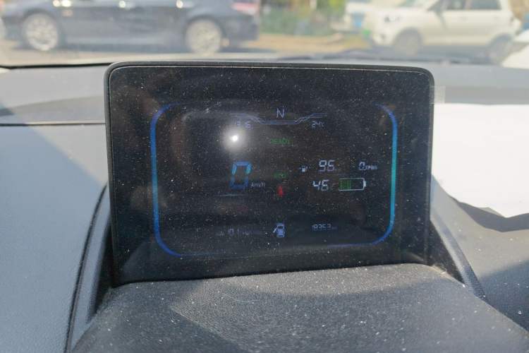 Used CHANGAN NEVO Lumin 2022 210km Sweet Edition Instrument Cluster