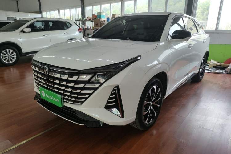 Used CHANGAN UNI-Z New Energy 2024 Blue Whale Smart Electric iDD 125km Excellence Model