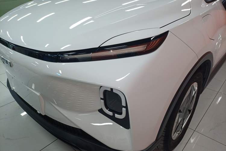 Used Geometry E Firefly 2024 301km Flowing Light