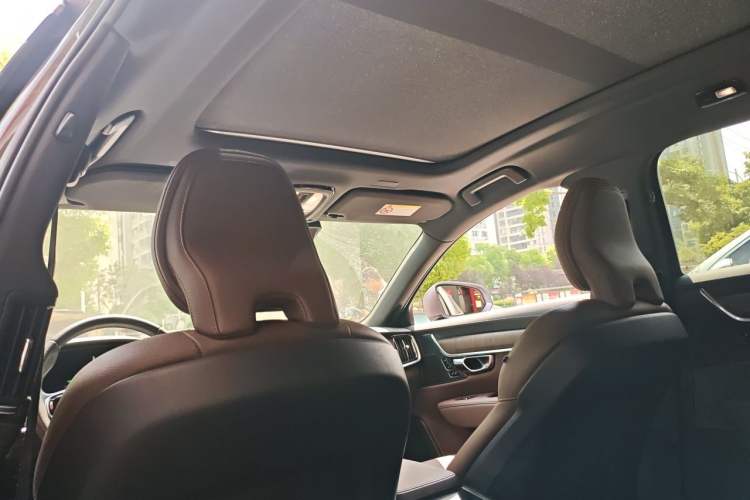 Used Volvo S90 2022 B5 Zhiyuan Luxury Edition
