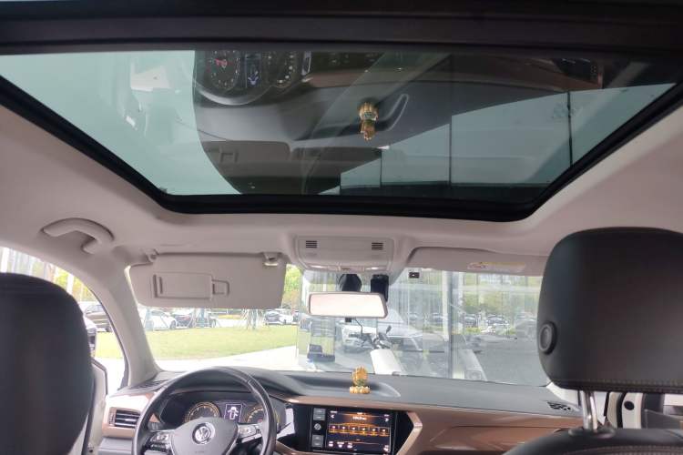 Used Volkswagen Tharu 2019 280TSI Two-Wheel Drive Luxury Edition China V Standard Headliner