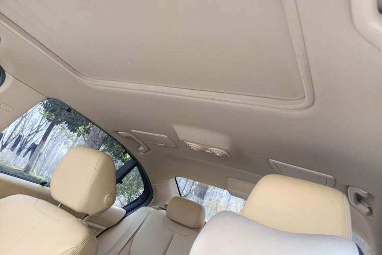 Used BMW 3 Series 2016 320Li Ambition Model
