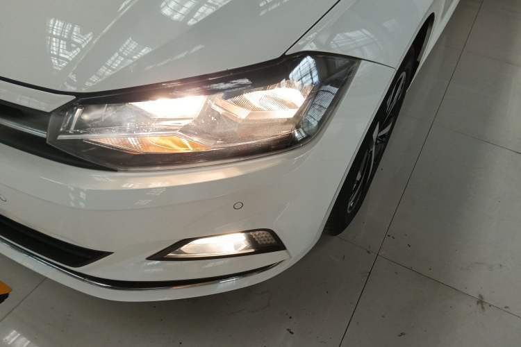 Used Volkswagen Polo 2019 Plus 1.5L Automatic Beats Trendy Cool Edition Left Front Headlight